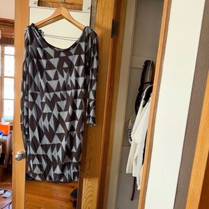 Geometric Long Sleeve Dress - Black and Gray